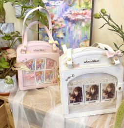 Checkered kawaii lolita itabag convention photo shoot content creation anime display cards social media fashion blogging