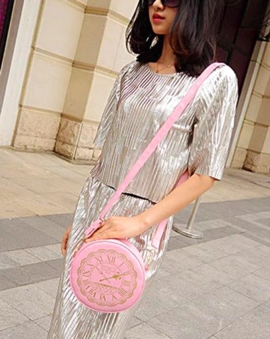 Alice Clock round lolita bag adjustable shoulder strap crossbody wear styling