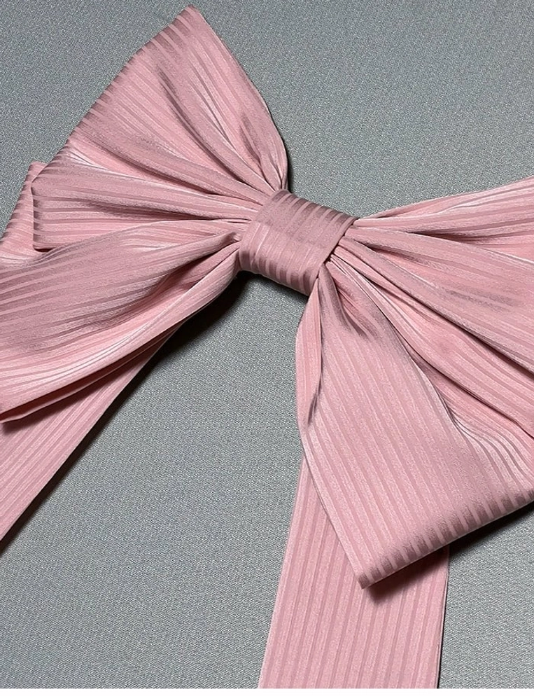 Black sweet lolita trailing bow accessory with cascading ribbons arrogant miss collection worn