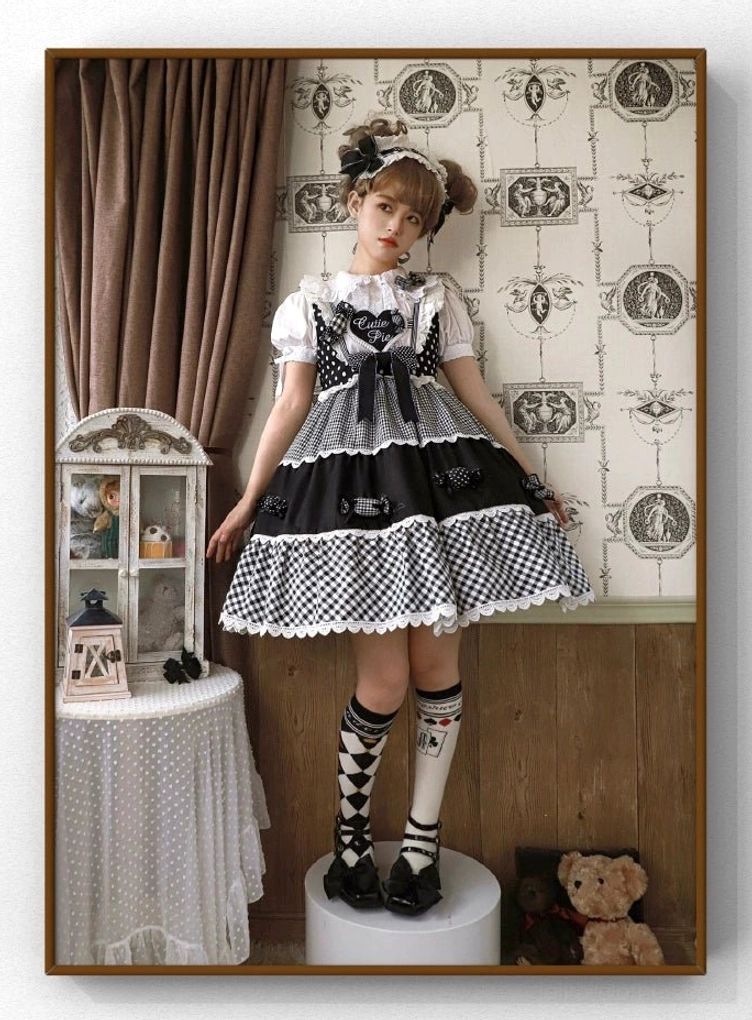 Asymmetrical poker diamond grid print lolita cotton socks product guide sizing care styling tips for Lolita fashion enthusiasts