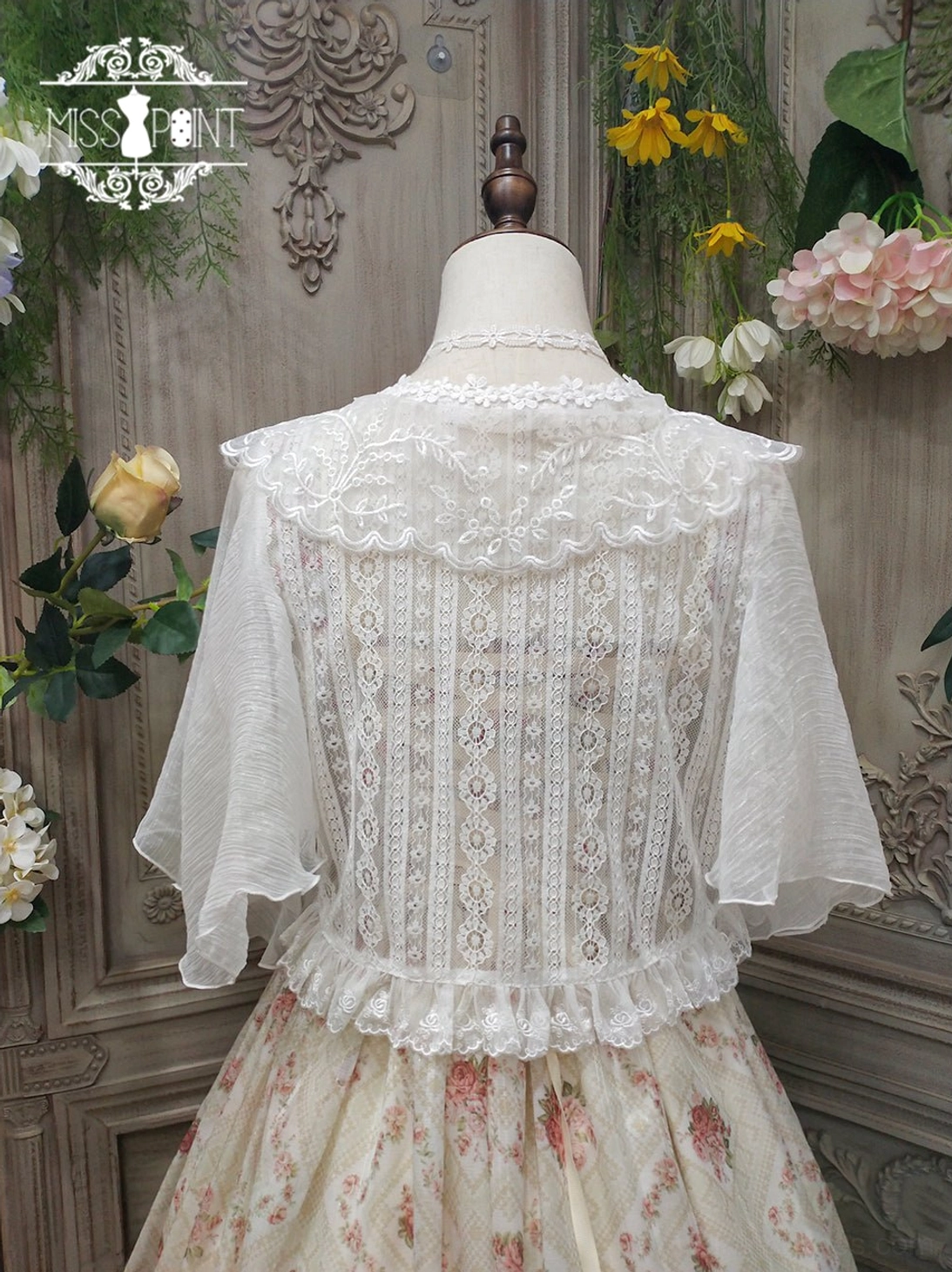 back view lolita blouse with lace details and floral pattern architectural design element