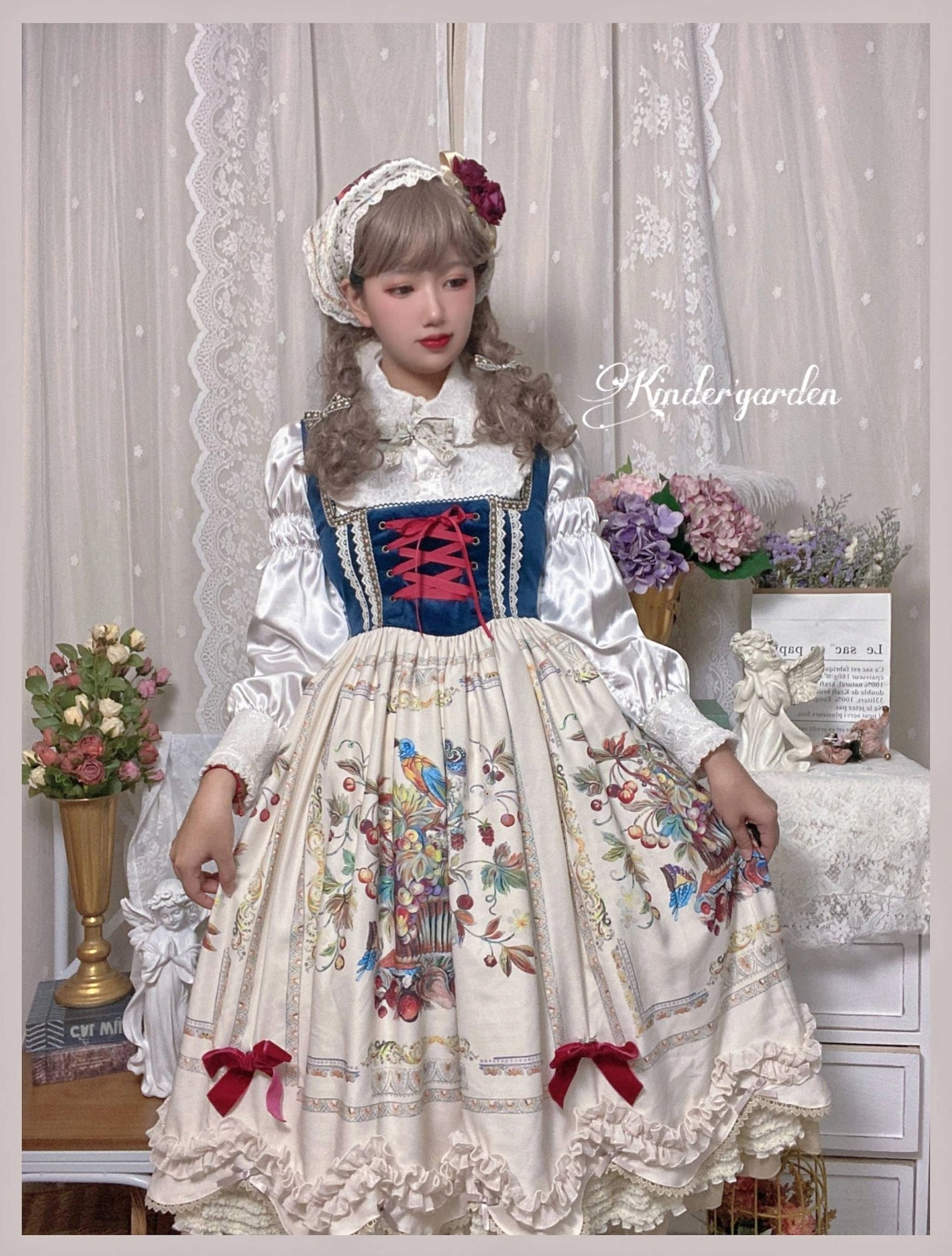 Bavarian Lolita JSK M size fit model wearing dress proper proportions demonstration