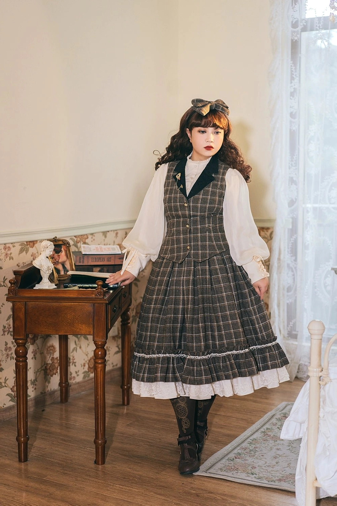 Beige vintage lolita blouse lace collar detail embellishments