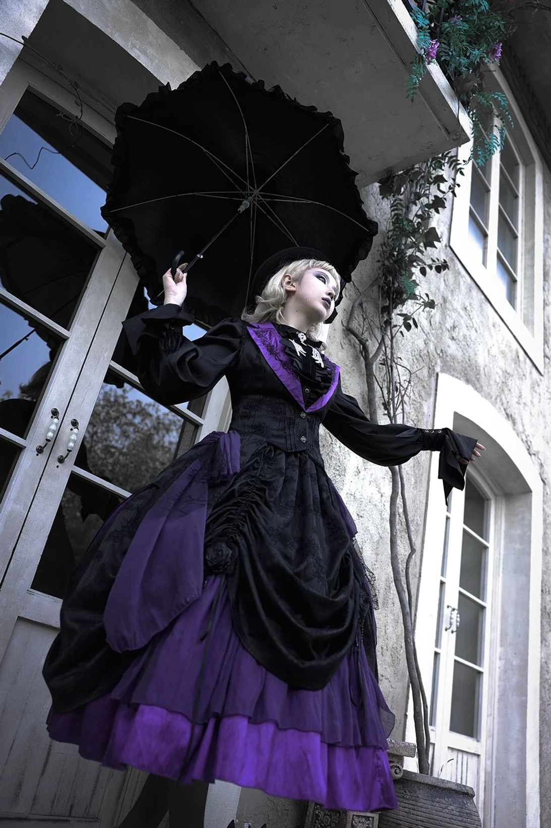 Black Gothic Lolita waistcoat extended length silhouette flattering fit profile view