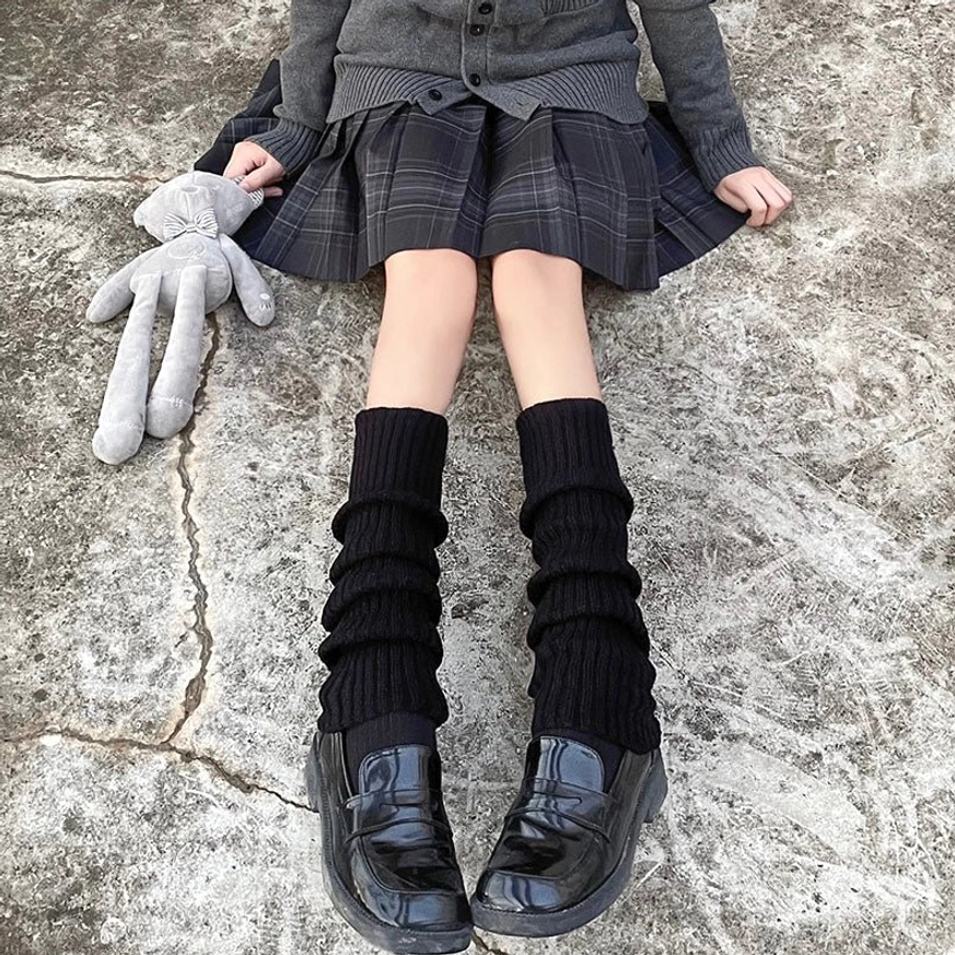 Black knit lolita leg warmers 50cm short length ankle wrap casual wear styling