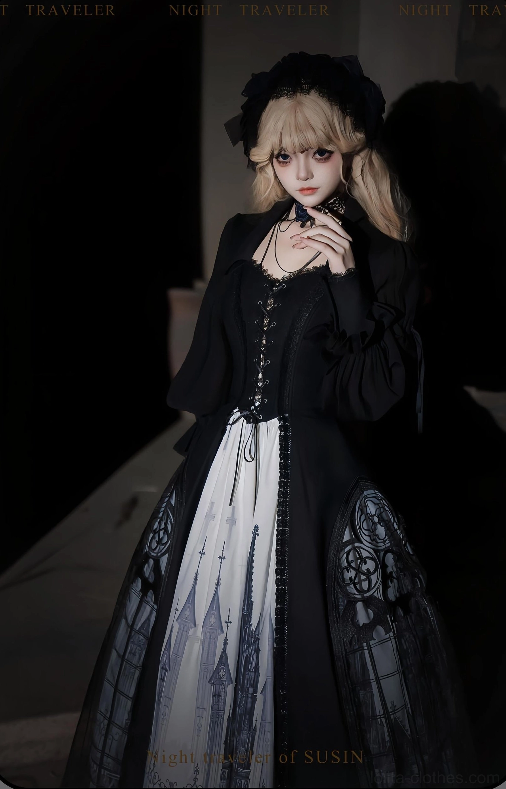 Black lace trim velvet gothic lolita skirt dimensional mystery print cold weather lolita essential showcase detail