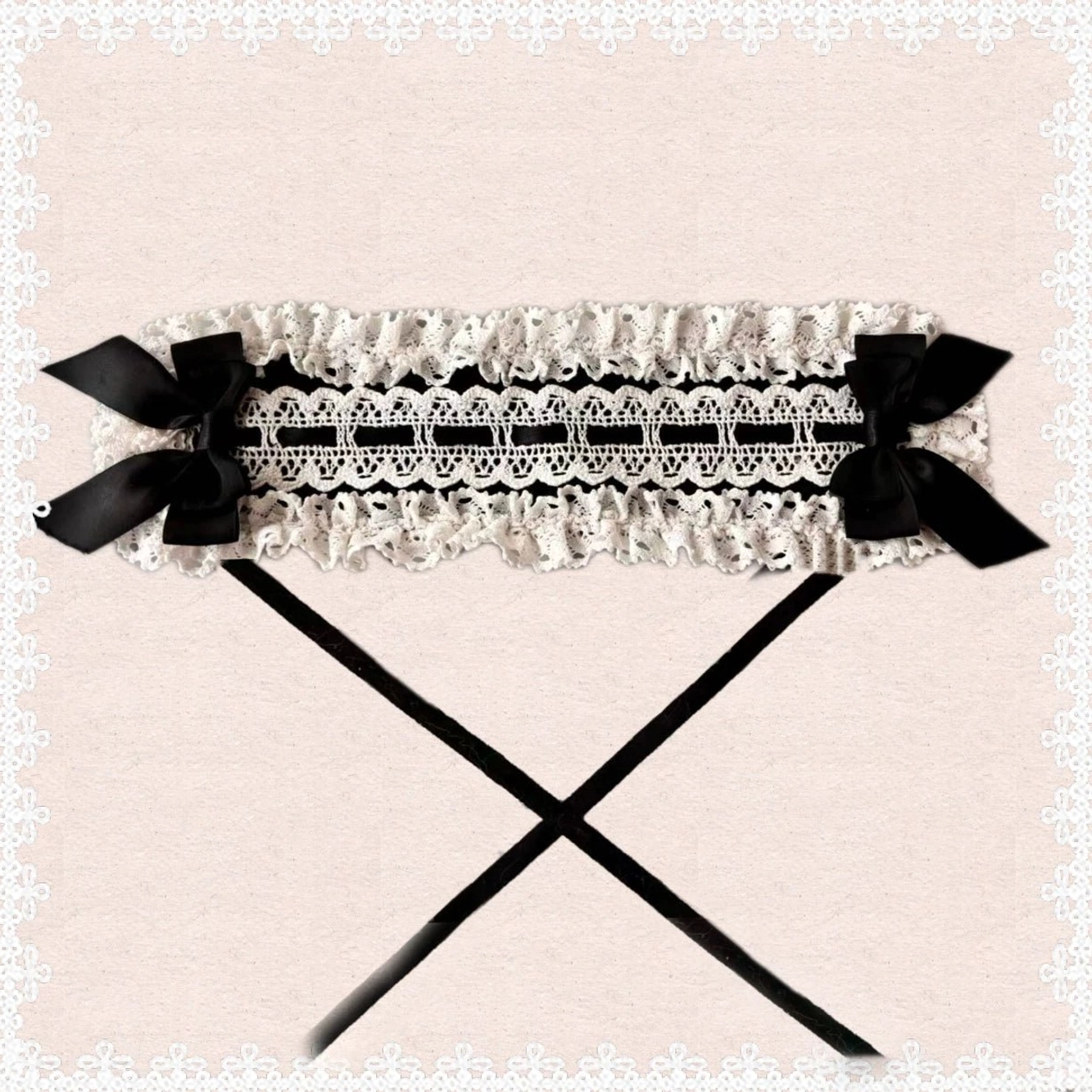 Close-up detail of black lolita matching hairband or bonnet accessory showing construction, lace trim, and vintage styling suitable for Old School aesthetic