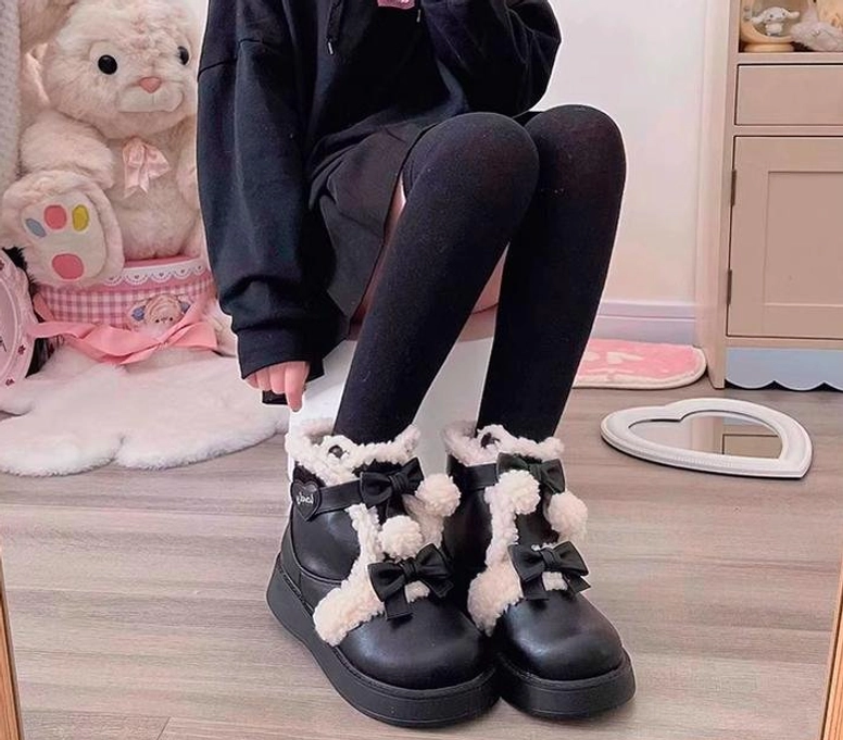 Black lolita winter snow boots dark coordinate classic aesthetic styling inspiration