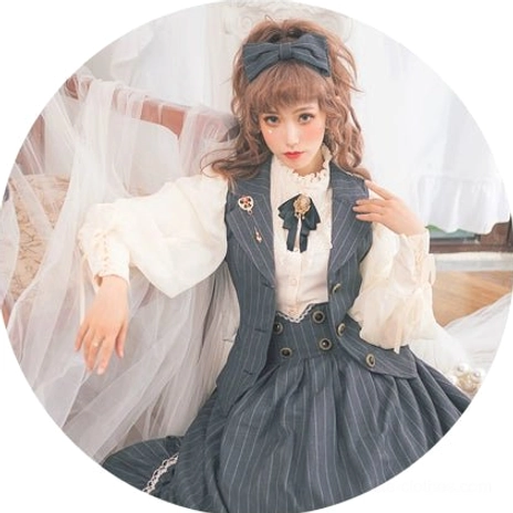 Black mutton sleeve lolita blouse styled outfit coordination