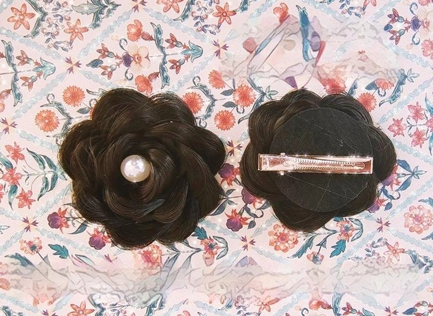 Black sheep curl Lolita wig full product shot showing complete voluminous fluffy curls and length for Lolita fashion styling