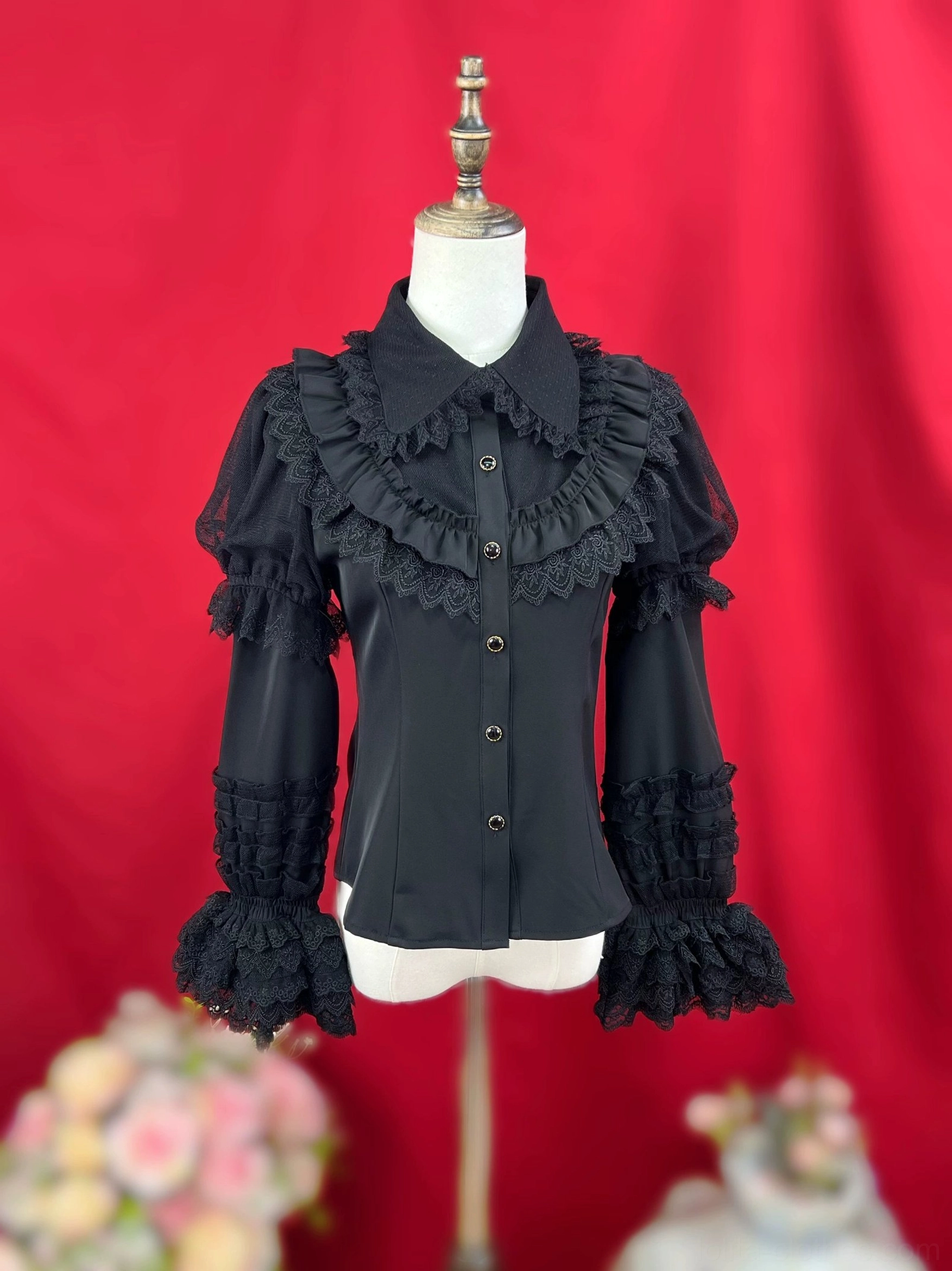 Black sweet lolita peter pan collar blouse detachable sleeve system front view dress form studio styling complete coordinate example