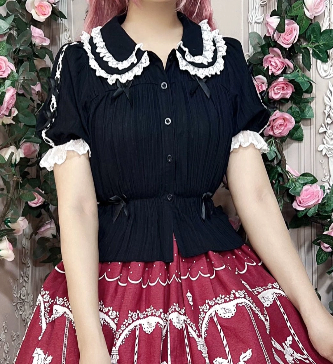 Black sweet lolita doll collar blouse double-layer ruffled collar puff short sleeves mannequin display