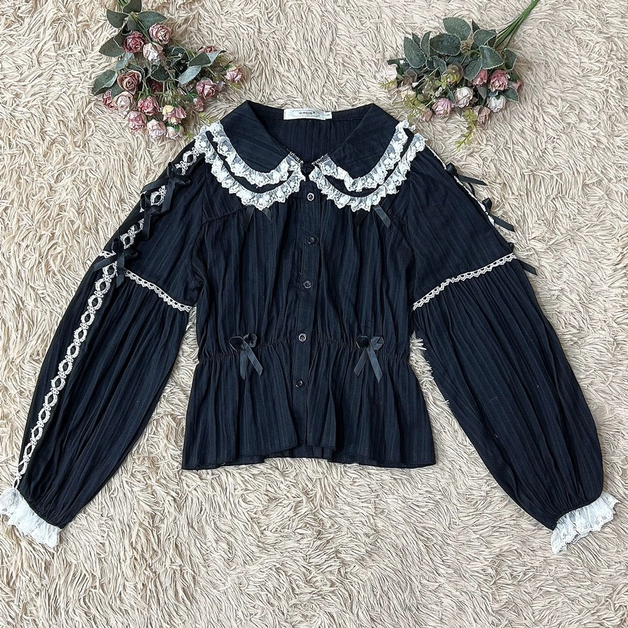 Black and white lace sweet lolita blouse doll collar long sleeve jacquard cotton wear