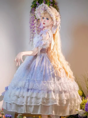 Bridal lolita jumper skirt back view, showcasing gradient lavender tulle skirt, layered lace tiers, matching floral bonnet, and architectural silhouette from behind