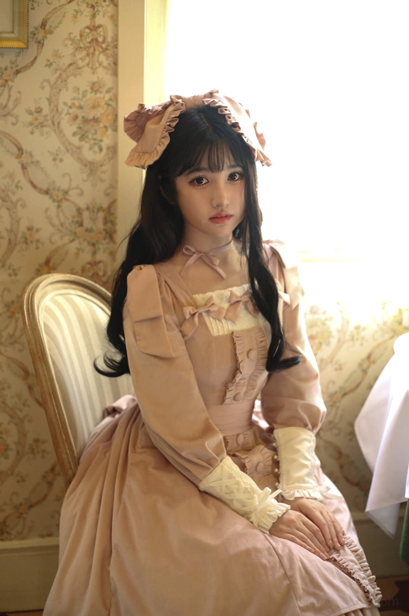 Brown velvet Lolita OP dress with cloth bow knots detail showing material differentiation between ribbon and cloth bow options across color variations for Lolita dress customization