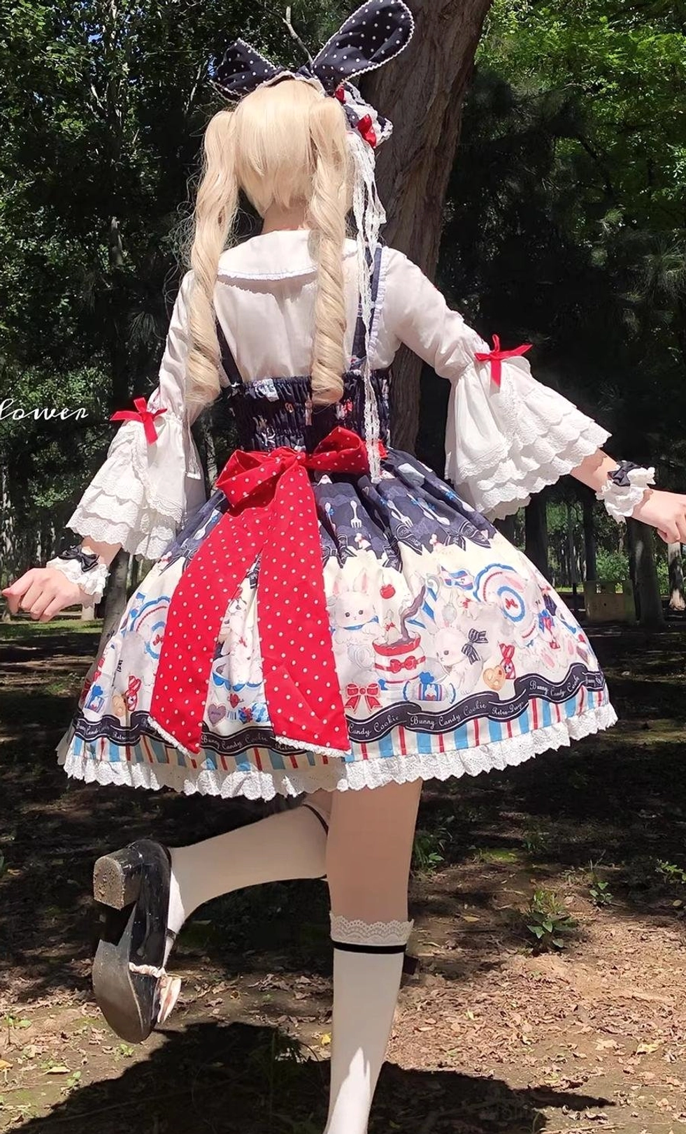 Bunny-Ear Shirt back view collar detail sleeve opening elastic sweet lolita layering cotton