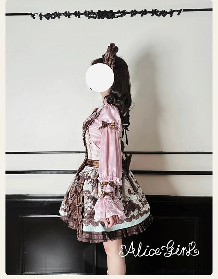 Tea party lolita blouse chocolate brown color with petal collar bow detail kawaii aesthetic vintage style