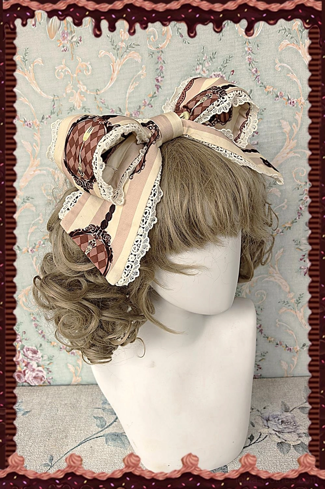Chocolate carousel lolita salopette dress khaki color coordinate KC hair clips separate purchase ensemble