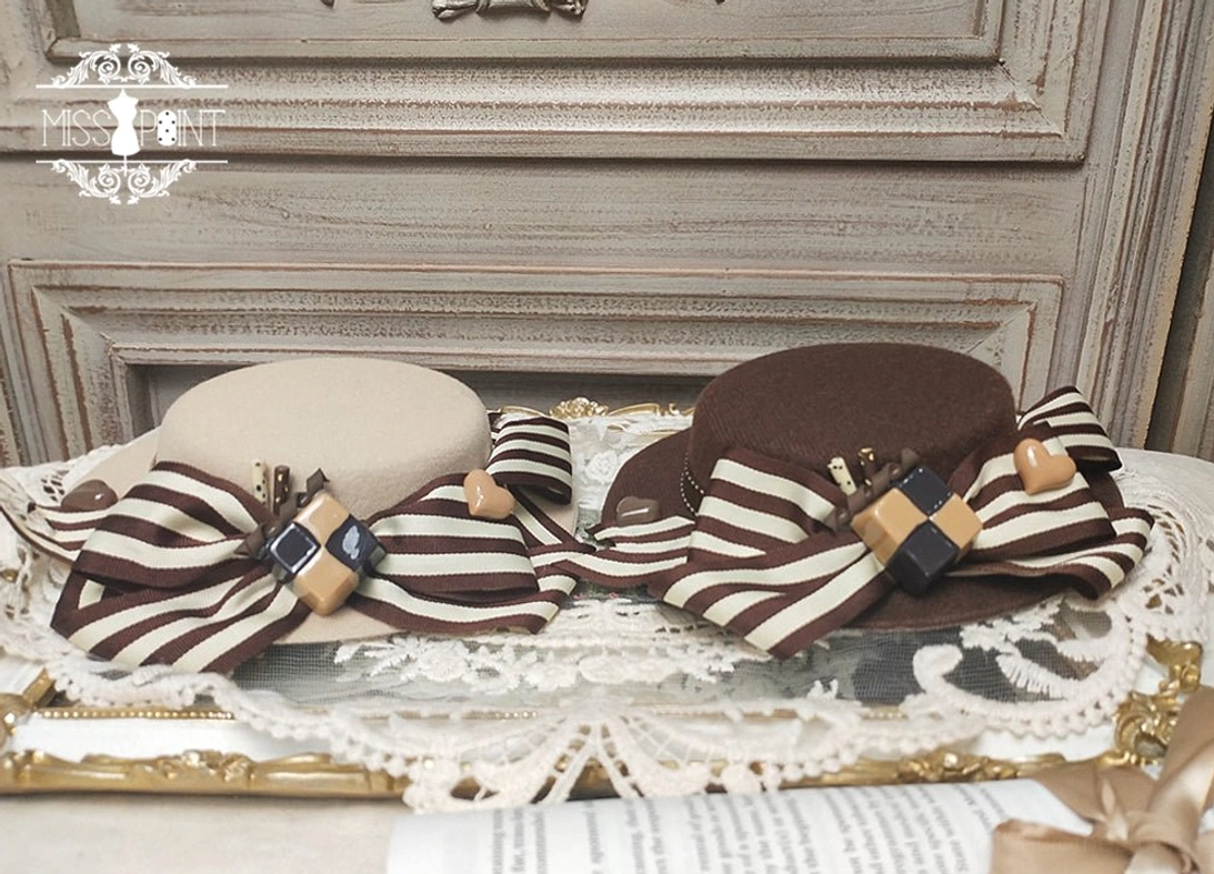 Sweet lolita chocolate daily flat-top hat with striped ribbon bow and biscuit charm decorations, suitable for daily wear lolita coordinates and tea party events