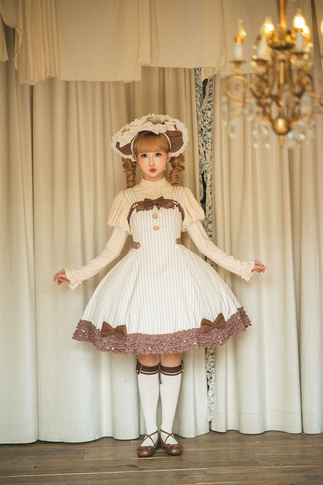 Classic Lolita blouse button-up front placket detail ruffled decoration resin buttons craftsmanship close-up