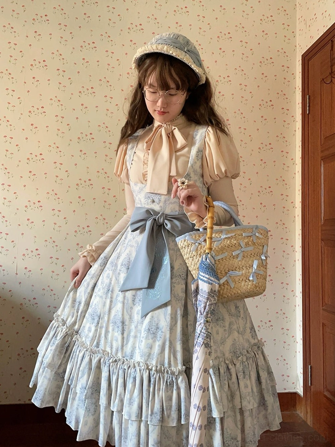 Classic Lolita blouse pre-order information processing time two months shipping available colors variants