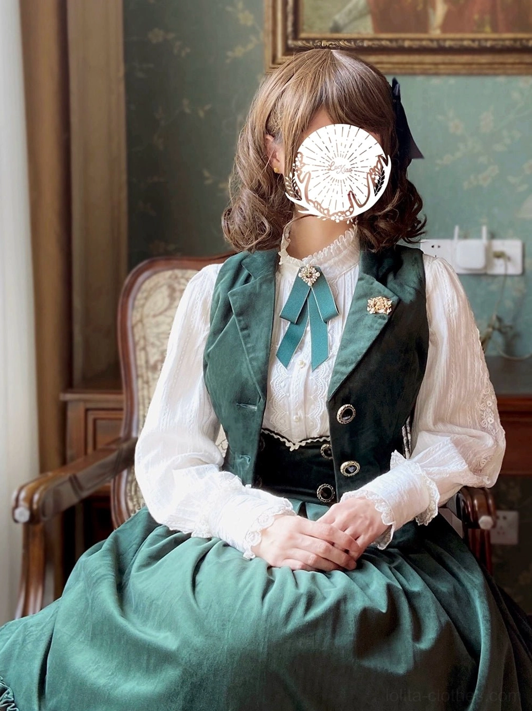 Classic lolita waistcoat corset-inspired back drawstring and eight-piece cutting construction