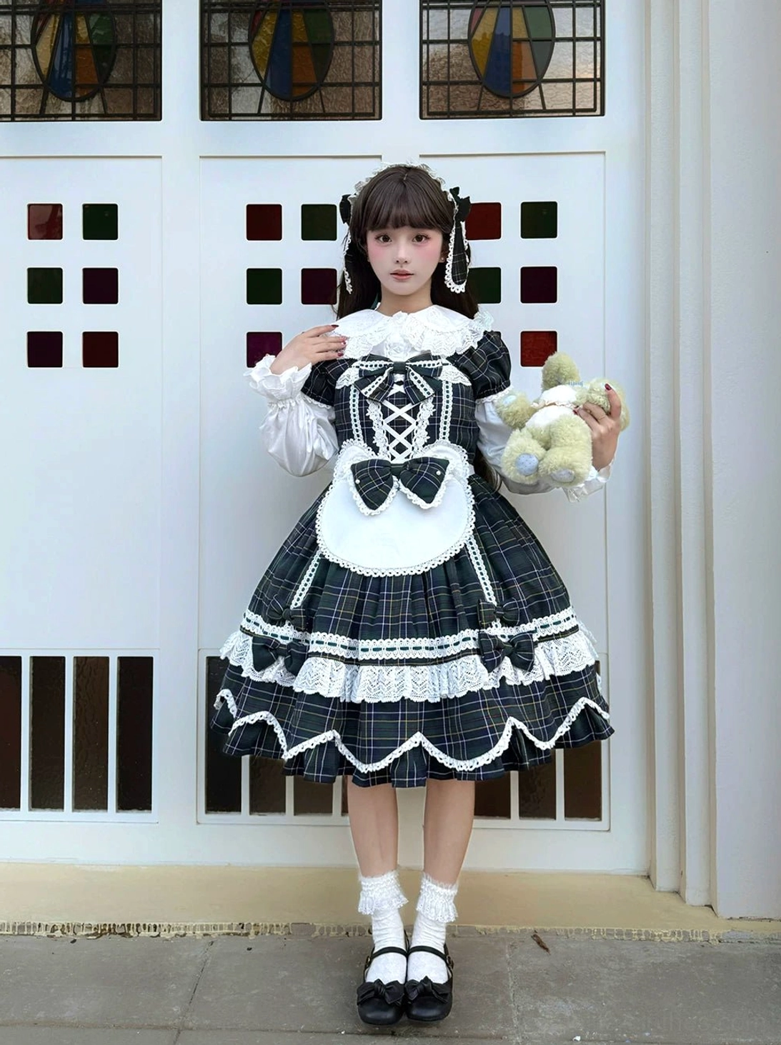 Classic Old School plaid lolita OP dress detail showing bow tying method, ribbon construction, and refined bow embellishment quality