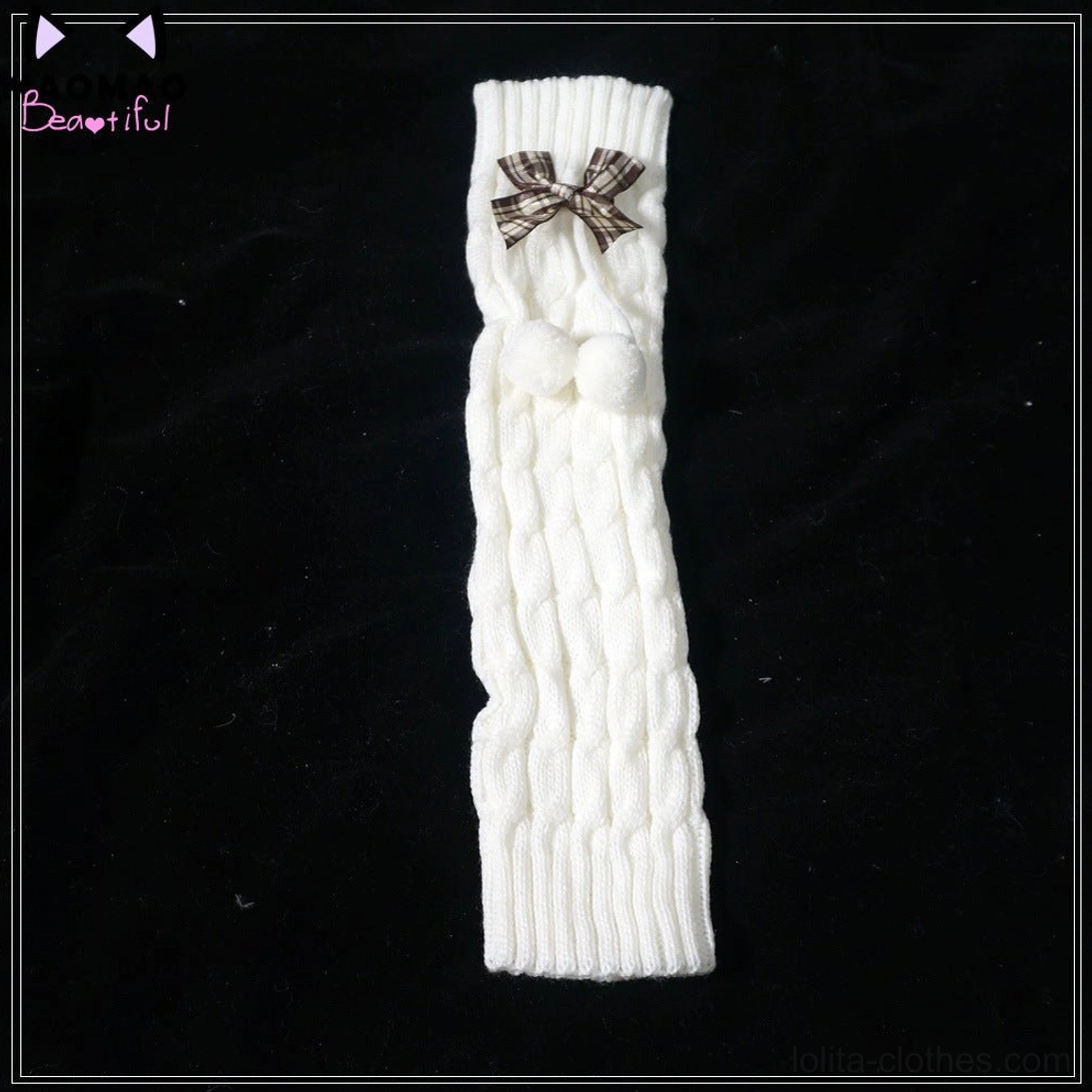 Coffee grid white hairball lolita leg warmers elegant classic lolita colorway suitable for brown-tone coordinates and mature sophisticated lolita fashion aesthetics
