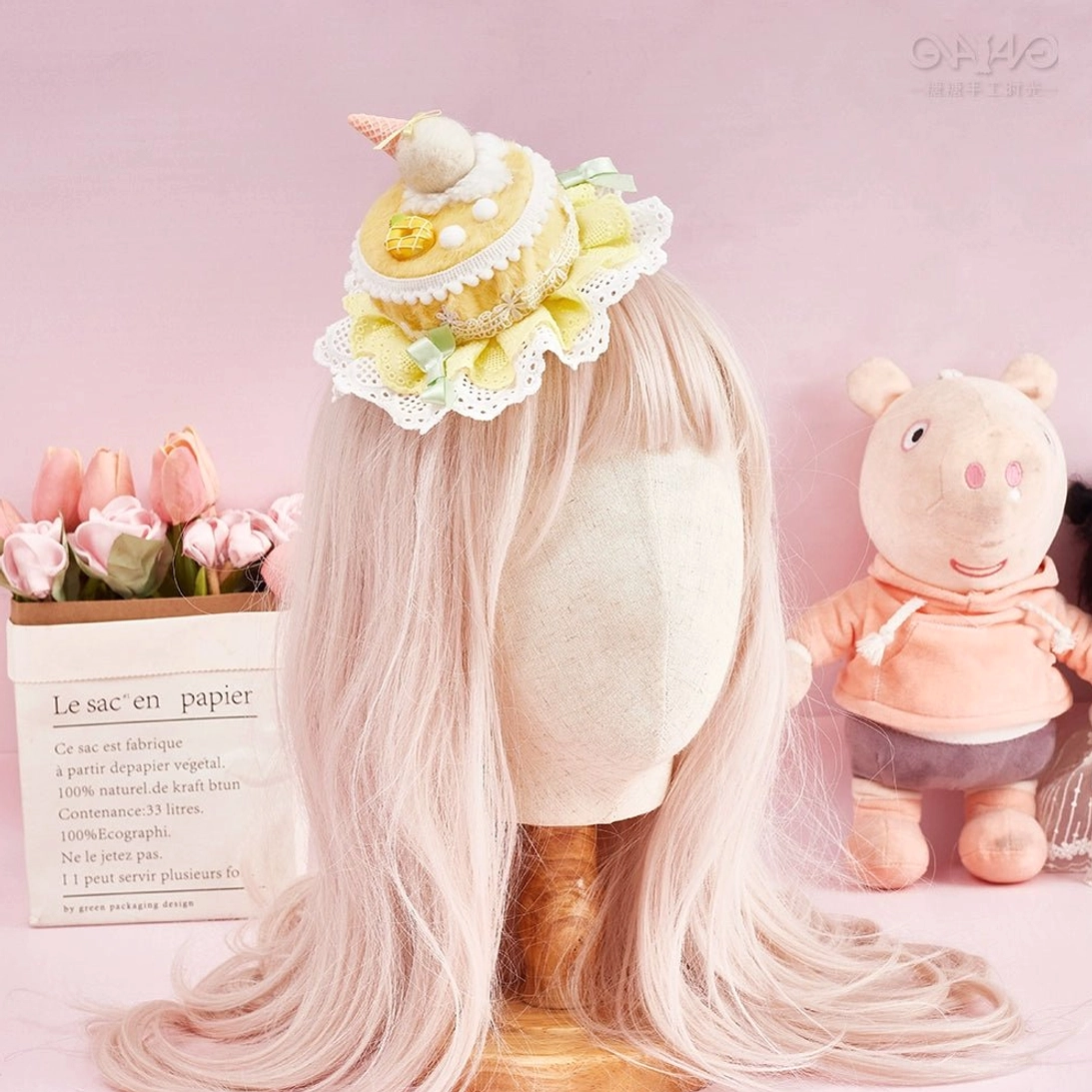 Confectionery-themed Lolita headpiece accent clip showing sugar-inspired design details and romantic aesthetic appeal