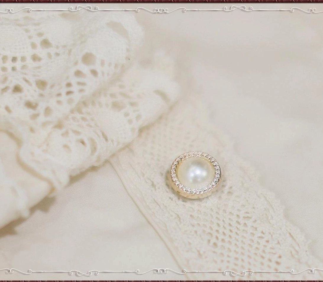 Vintage cotton lace Lolita blouse care and maintenance instructions for handwashing and proper storage