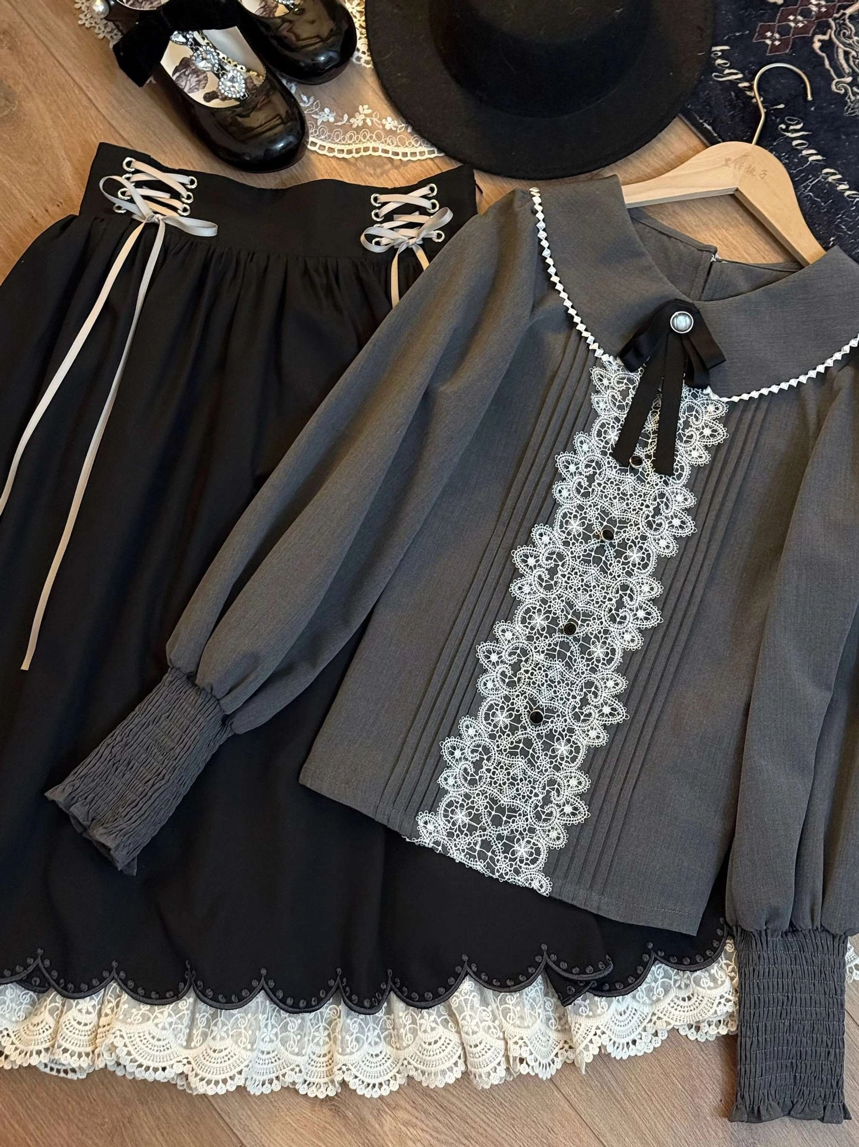 Countess's Autumn Travel gray blouse only variant separate purchase option without brooch without skirt