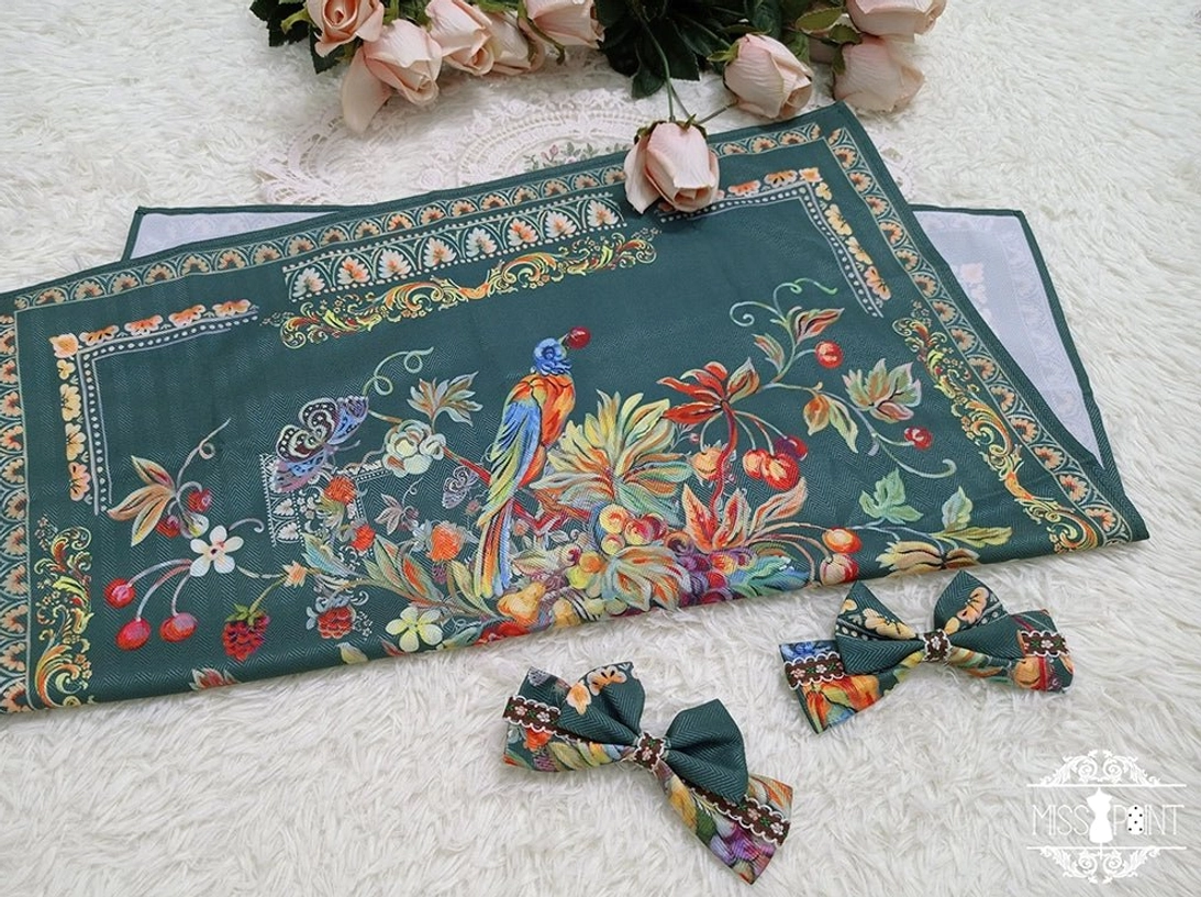 Country lolita brooch rose birdcage design wooden vintage tray display aesthetic photography