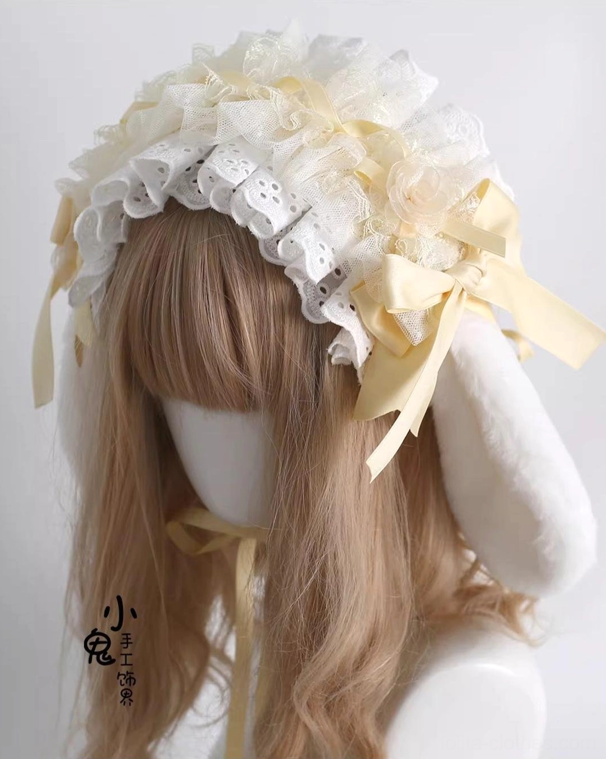 cream-lace-bunny-ear-lolita-hairband-detachable-mesh-headdress-detail-shot-lace-texture-quality