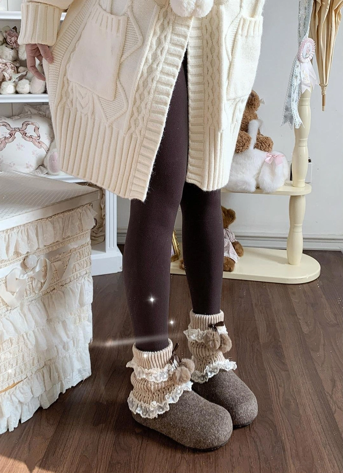 Dark coffee brown fleece lining lolita pantyhose with beige lace leg warmers and fluffy brown loafers cream knit coat coordination