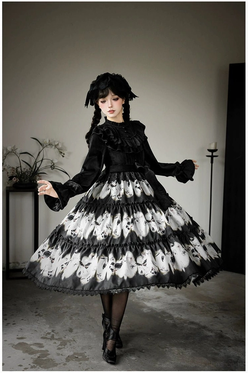 Dead leaf butterfly gothic lolita jsk jumper skirt styling black blouse coordination two-section paneled skirt silhouette proportion
