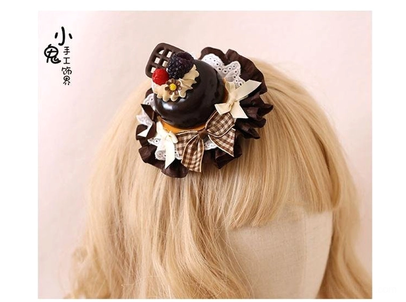 Sweet cake dessert-themed Lolita hairpin headdress perfect for conventions tea parties and Harajuku fashion photography with Kawaii aesthetic