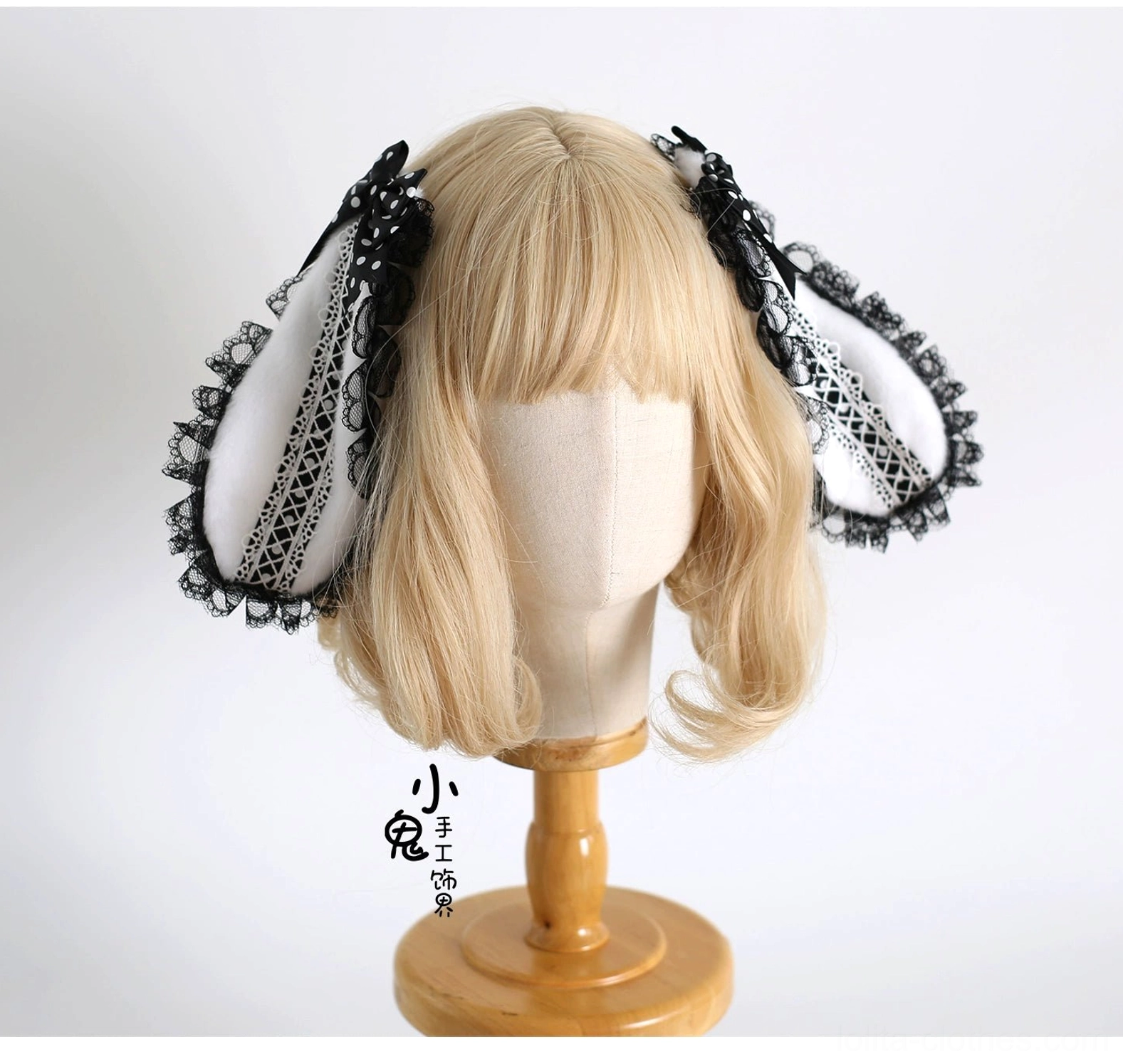 double-sided detachable bunny ear lolita headdress pair matching lace-trimmed ears polka dot fabric black lace edging