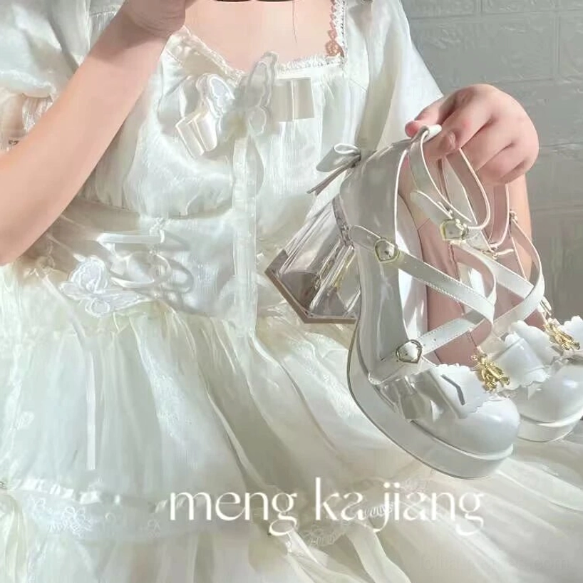 Sweet lolita platform heels styled with complete lolita coordinate outfit, paired with frilled ankle socks, lolita dress ensemble, accessory coordination example, complete styling inspiration, full outfit presentation