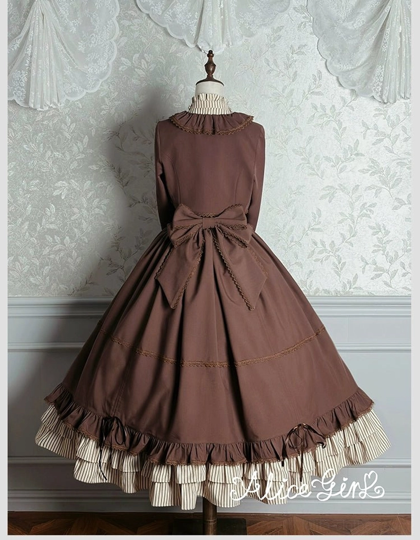 Duke of Victoria classic lolita elastic waistband construction main skirt comfort feature detail flat lay sizing reference