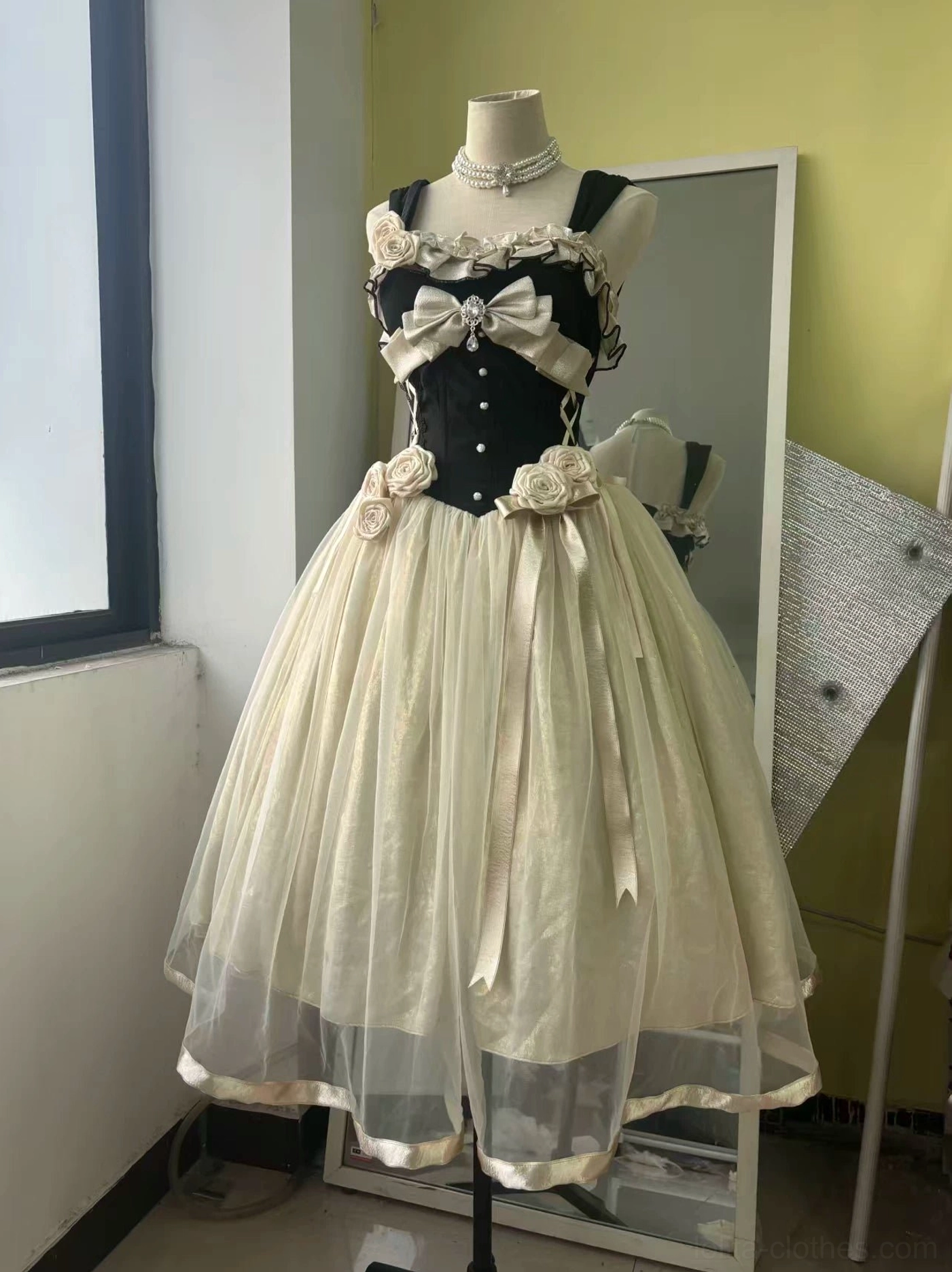 Full ensemble presentation of Classic Lolita corset JSK dress with coordinating accessories, demonstrating complete Victorian-inspired romantic aesthetic for Lolita fashion enthusiasts