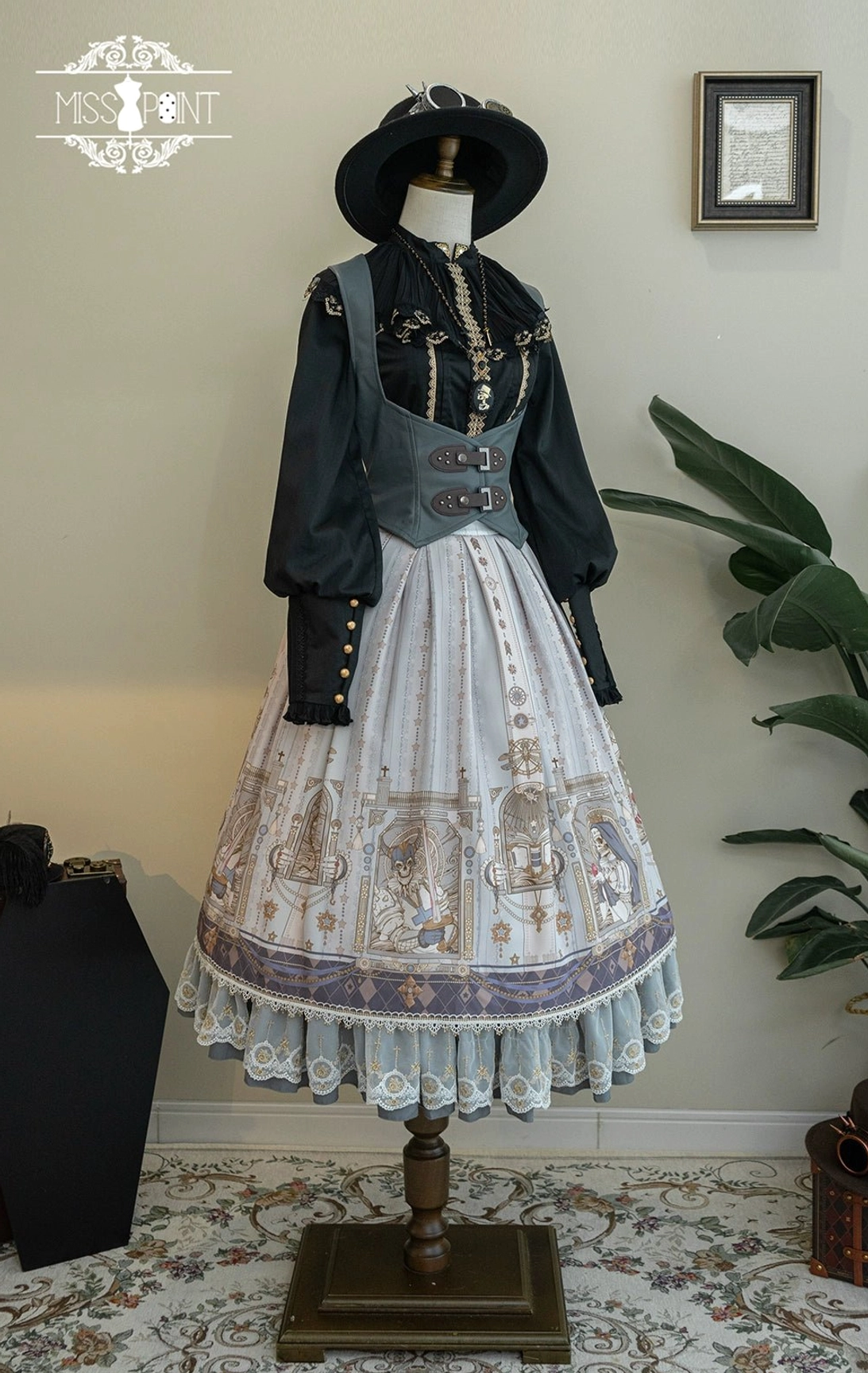 Fishbone gothic lolita skirt hand wash cool water optimal method preserve pattern delicate lace
