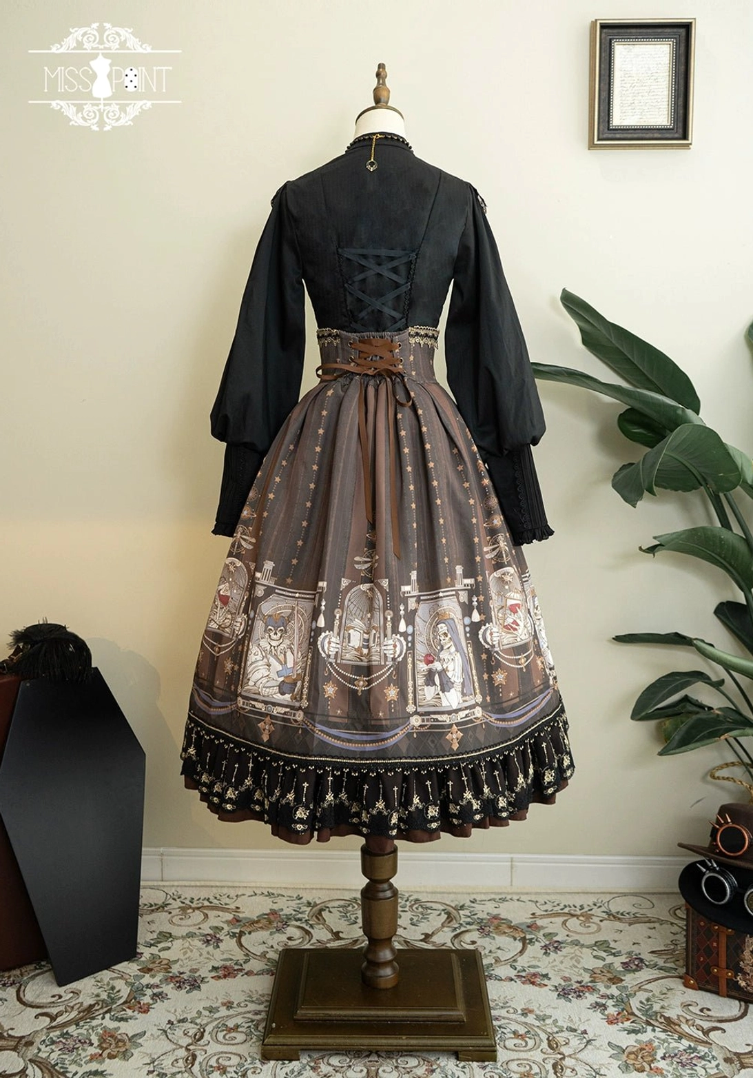 Fishbone gothic lolita skirt maximum waist customization limit 39.4 inches 100 cm constraint