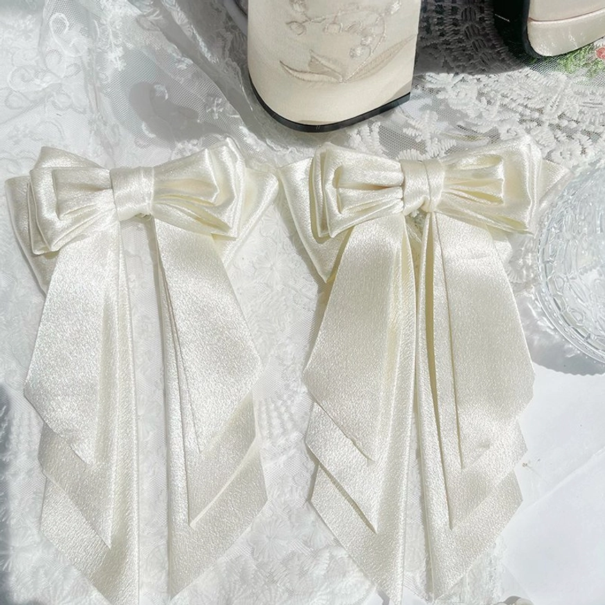 Sweet lolita aesthetic inspiration and styling guide featuring floating dream lily lolita platform heels in pastel color options with ruffled skirts and accessories