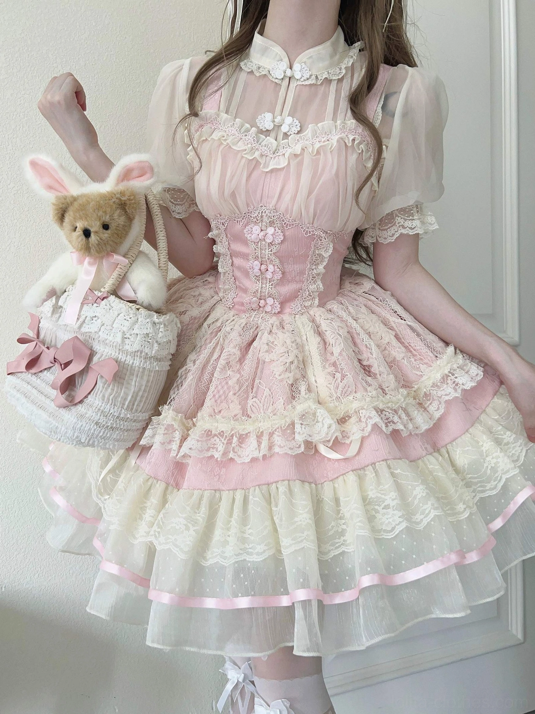 Pink cream floral ballet lolita jsk jumper skirt dress with puffed sleeves front view close-up showing lace bodice and tiered ruffled skirt