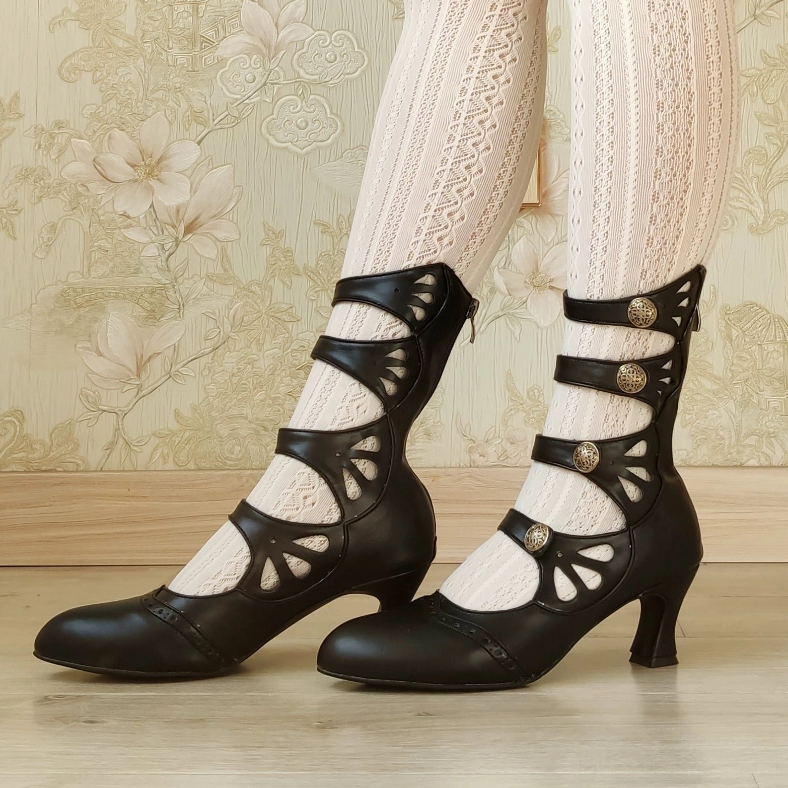 Floral hollow-out Mary Jane Lolita boots burgundy color showing forefoot circumference and multi-buckle strap aesthetic top view