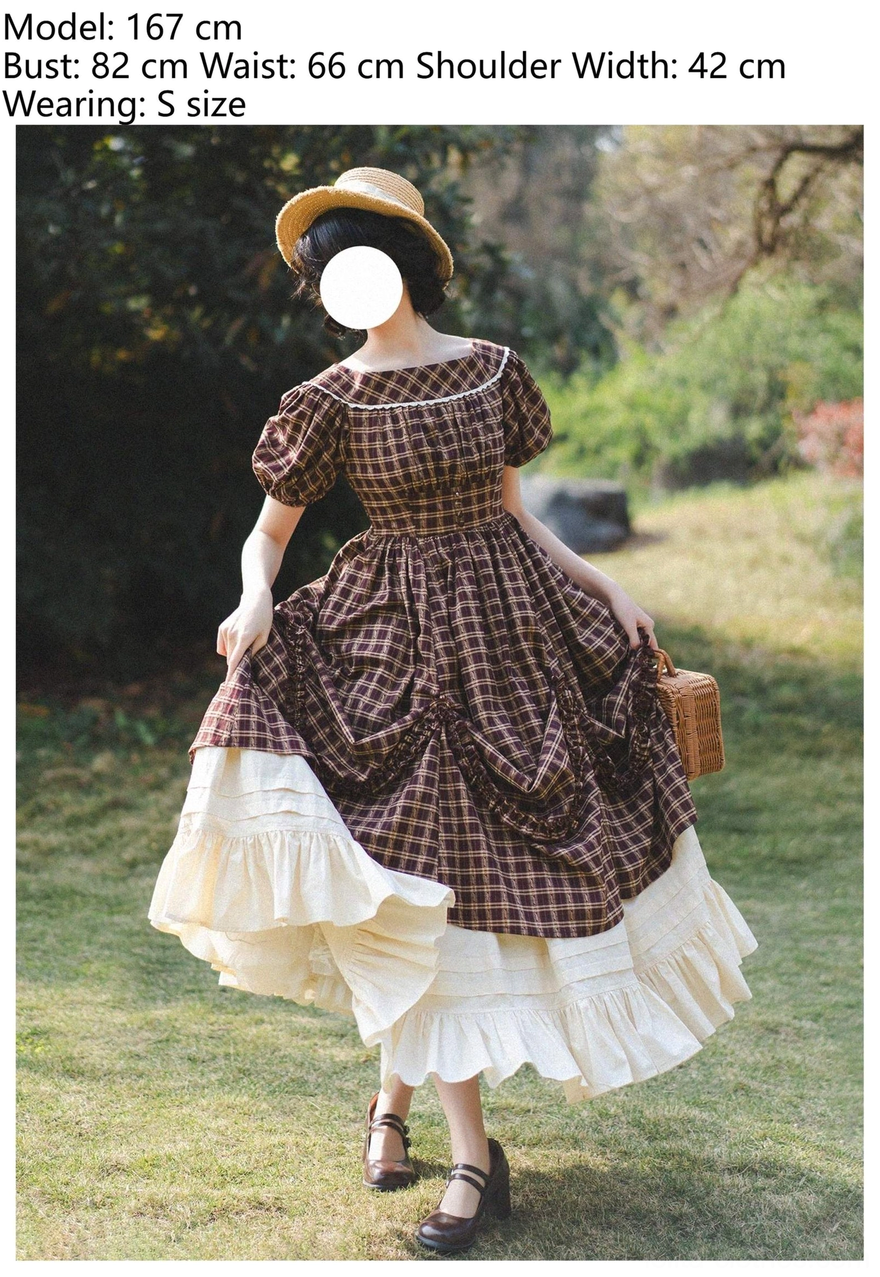 Classic Lolita OP dress with coordinated accessories styling guide straw hat brooch Mary Jane shoes