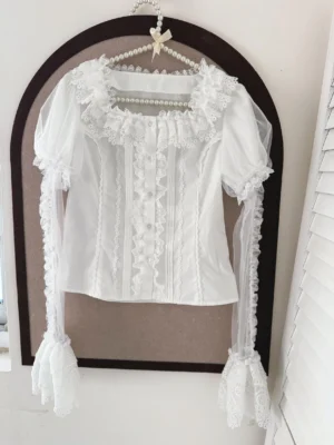 Frosted Starlight old school lolita blouse with square lace collar front view display white colorway