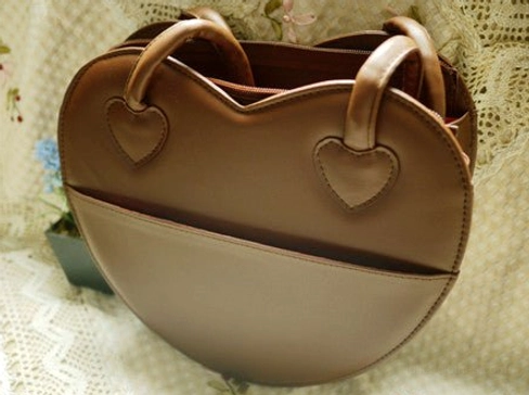 Full brown heart-shaped Lolita tote bag front view bow embellishment country Lolita aesthetic