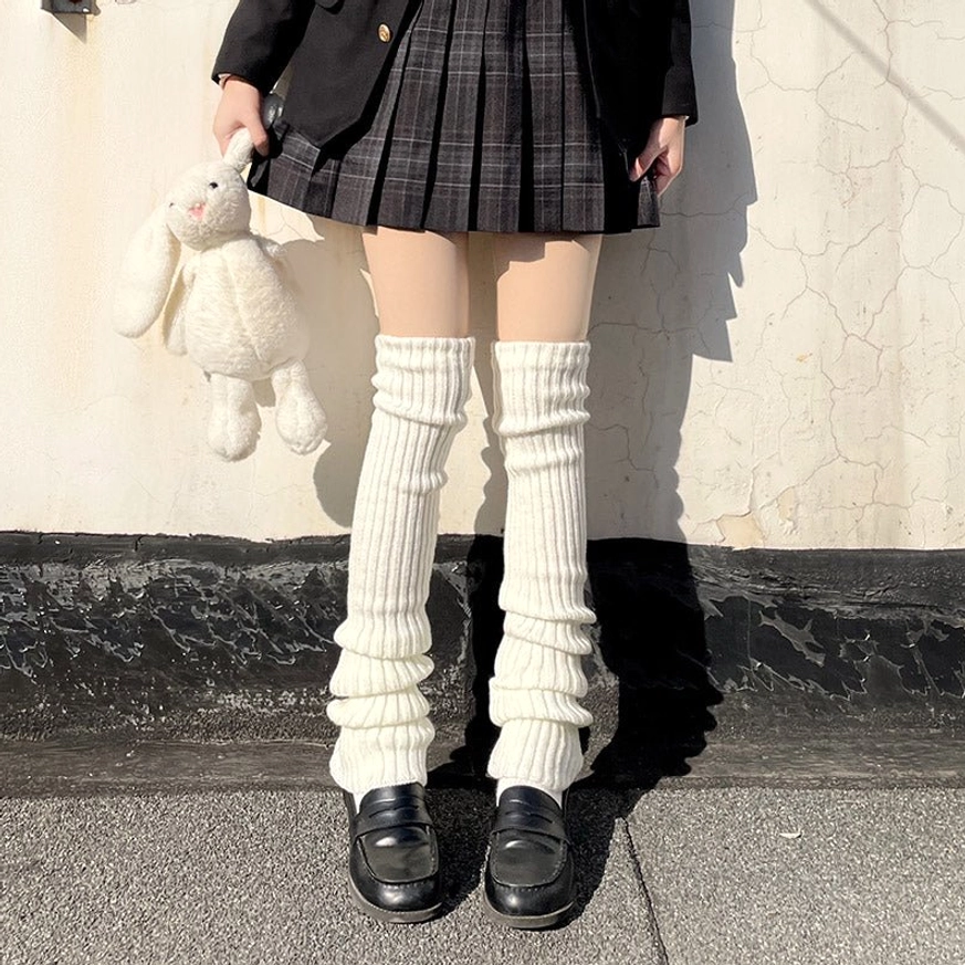 Full-length off-white knitted lolita leg warmers front view covering feet to thigh jk uniform rooftop