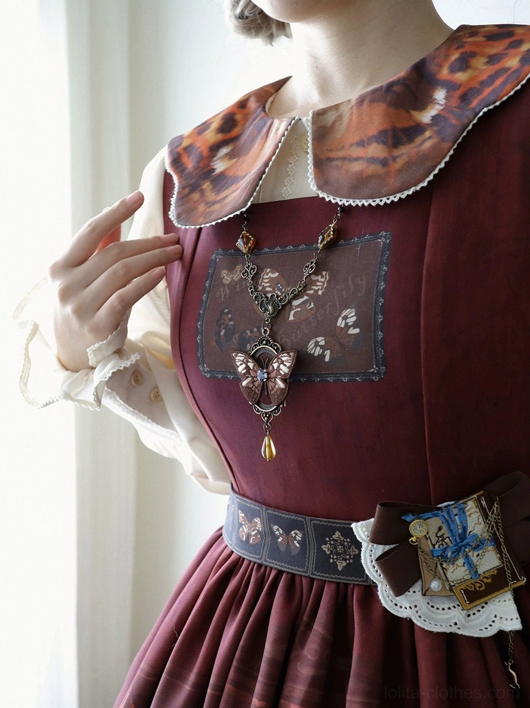 Classic Lolita JSK dress hair accessories jewelry delicate styling coordination